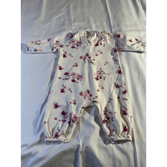 Baby Gap Floral Long Sleeve One Piece Romper Jumpsuit Cream Pink Size 3-6M - Picture 2 of 5